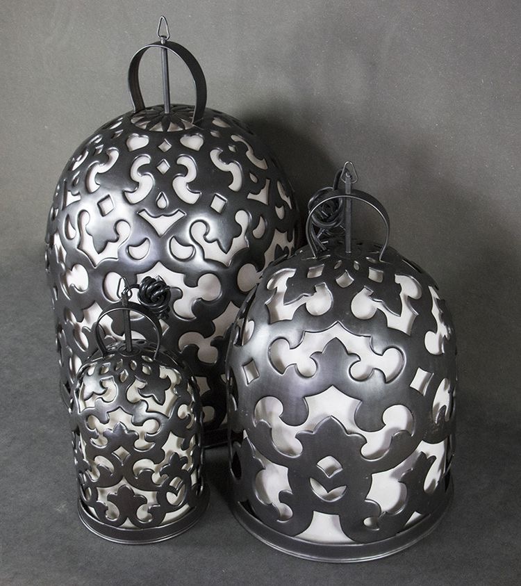 Lampu Taman - Lampu taman bahan kokoh dan awet.