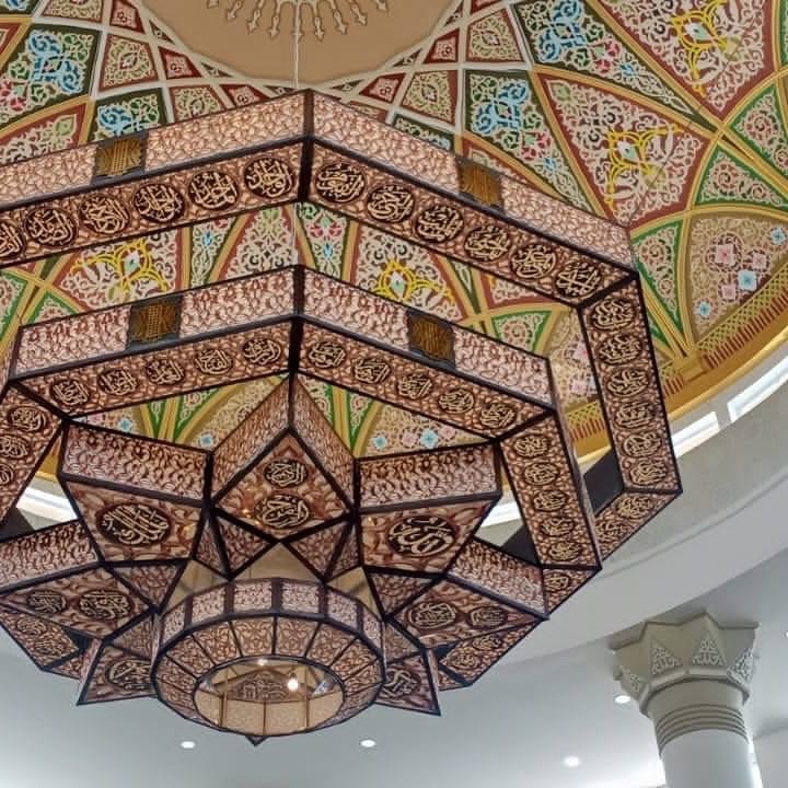 Lampu Tembaga - Lampu tembaga klasik untuk eksterior.