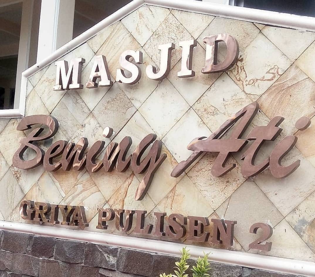 Letter Tembaga - Letter tembaga untuk branding elegan.